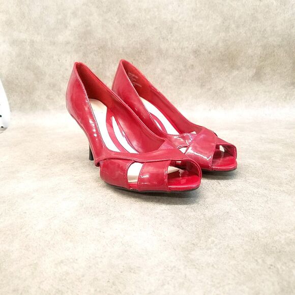 Apt. 9 Womens Kendal Size 7 Red Slip On Peep Toe Patent Heel Pumps - Picture 1 of 9